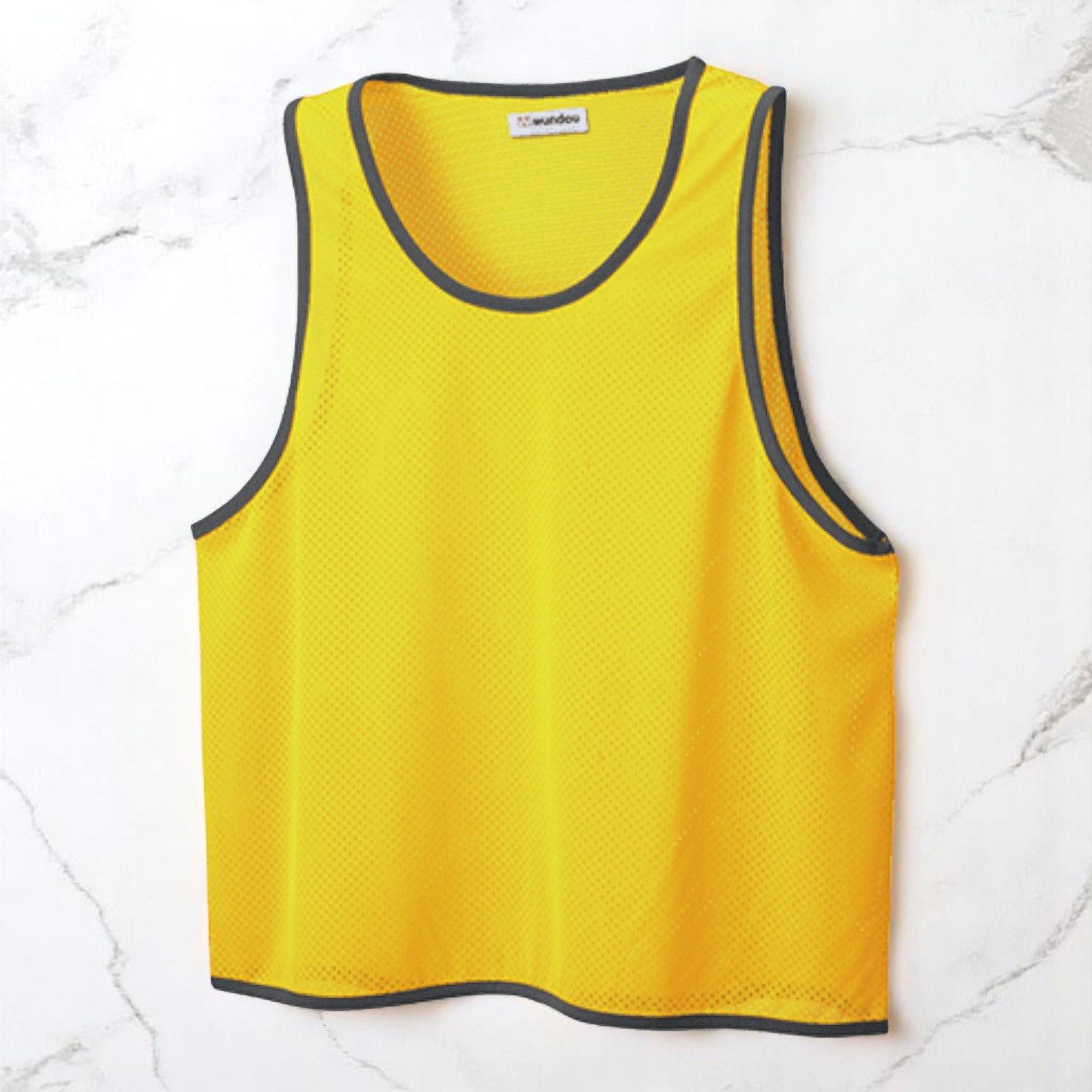 ベーシックビブス