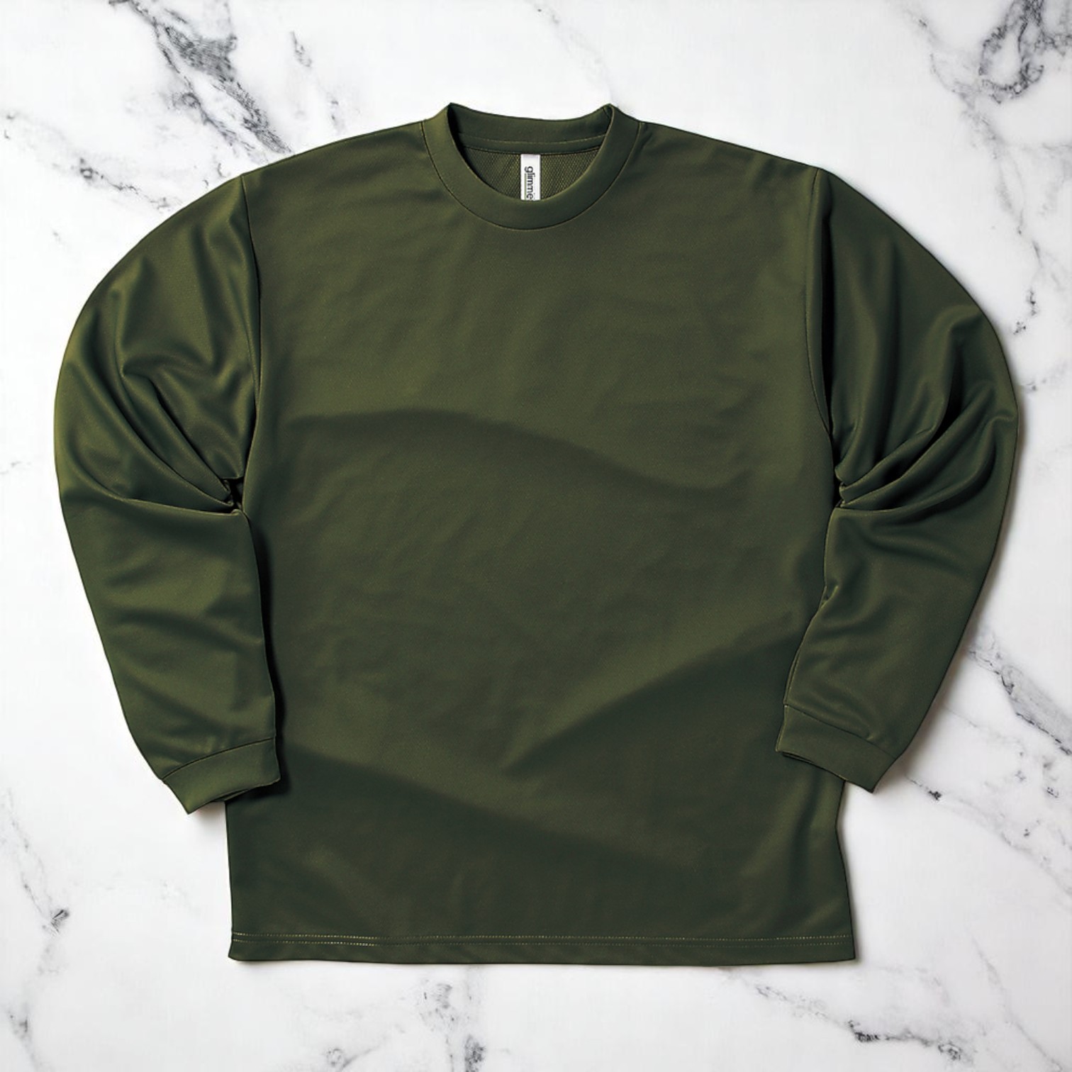 アーミーグリーン