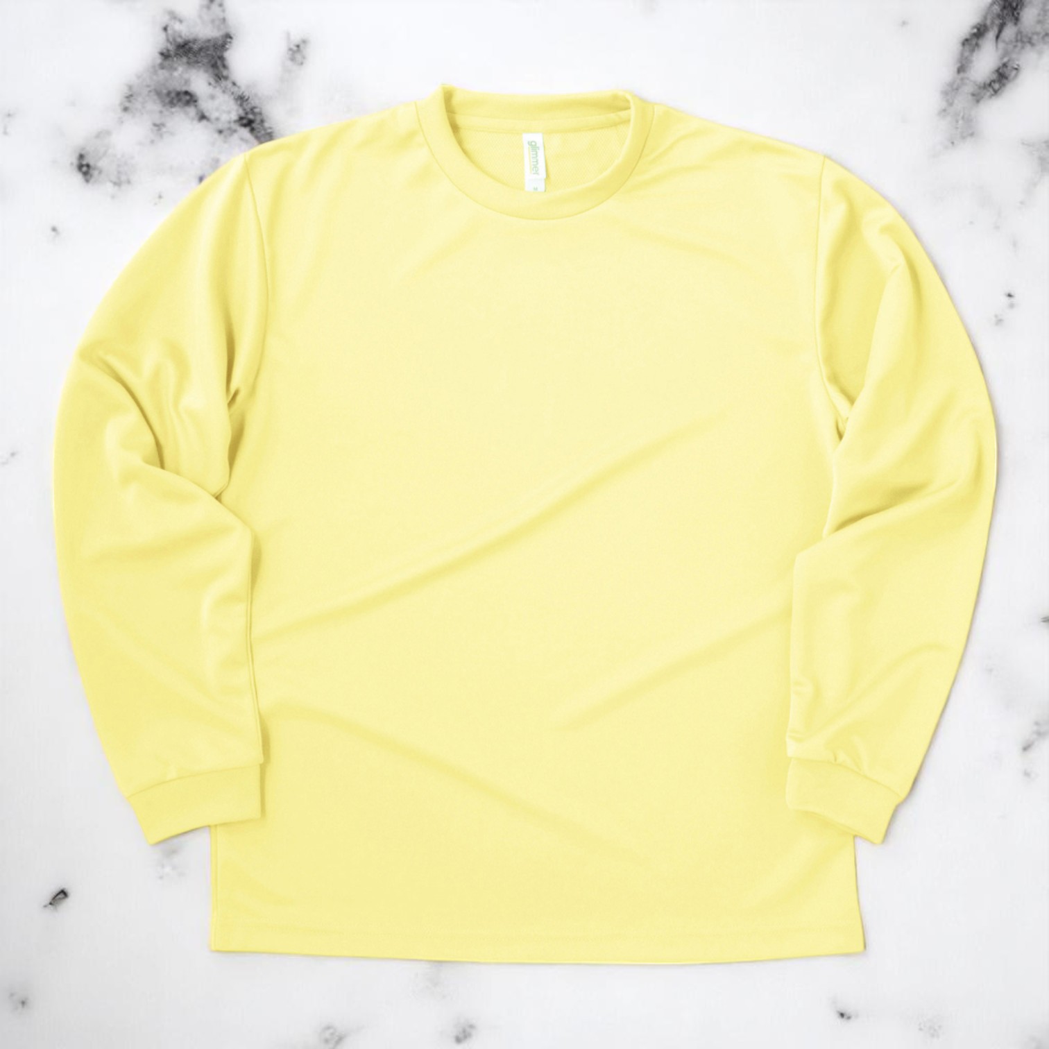 ライトイエロー