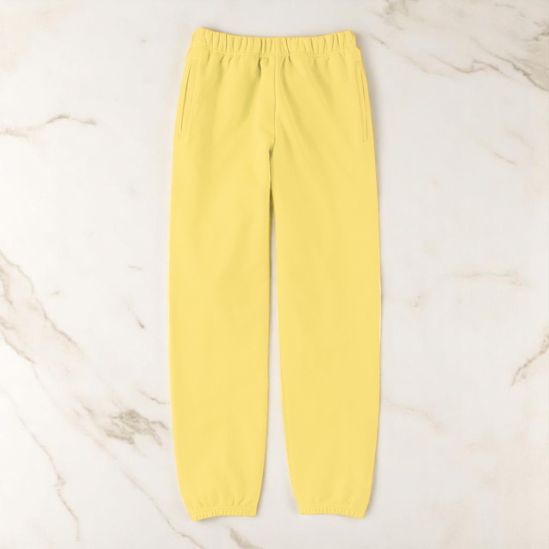 ライトイエロー