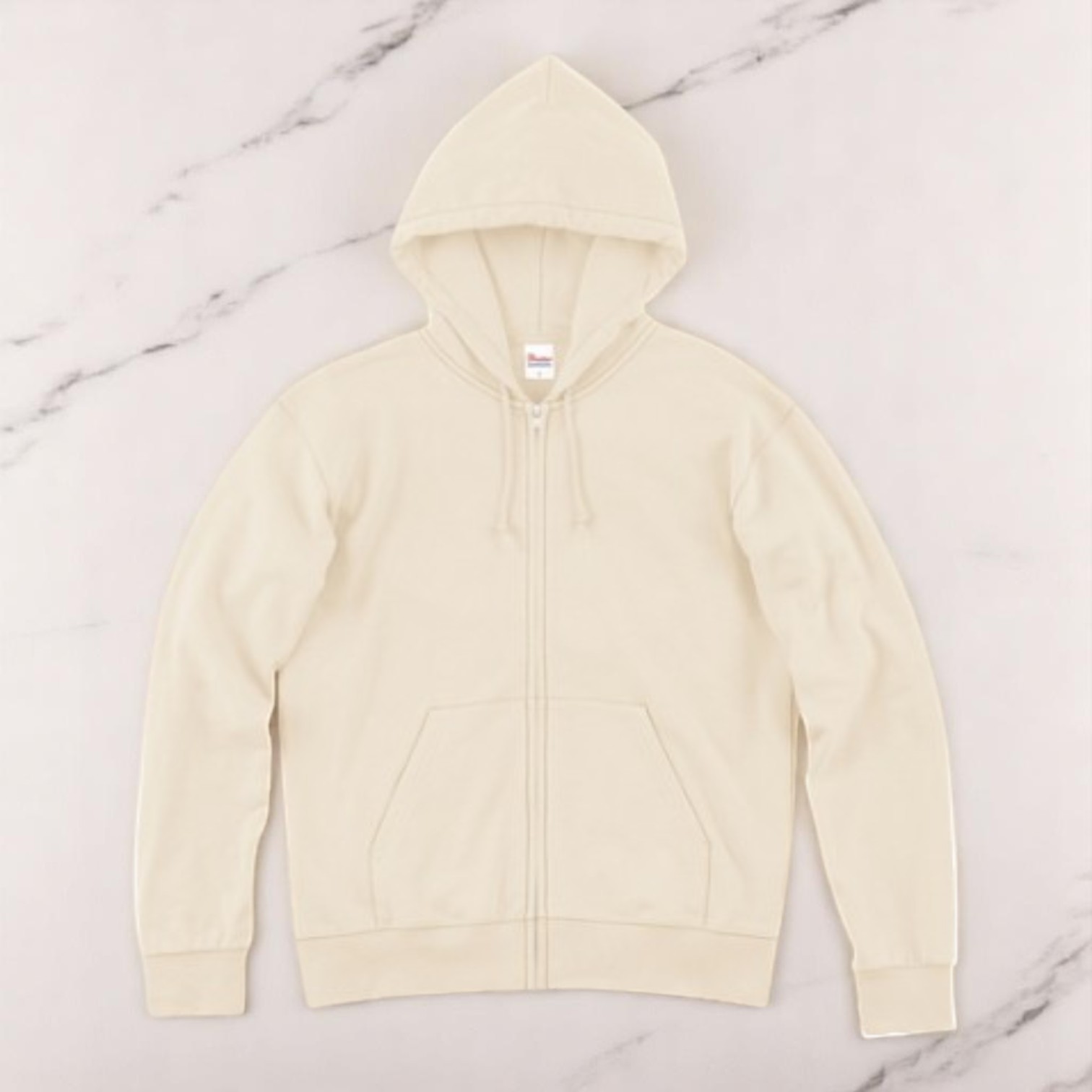 ライトベージュ