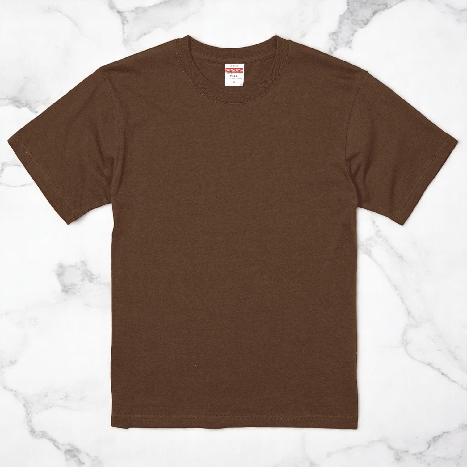 ダークブラウン